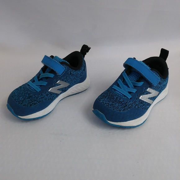 New Balance Infant Fresh Foam Arishi Heather Blue Velcro Sneaker Shoes Size 5 - Picture 16 of 16